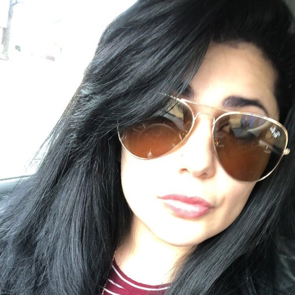 Meet your Posher, Verenice - Picture 1 of 1